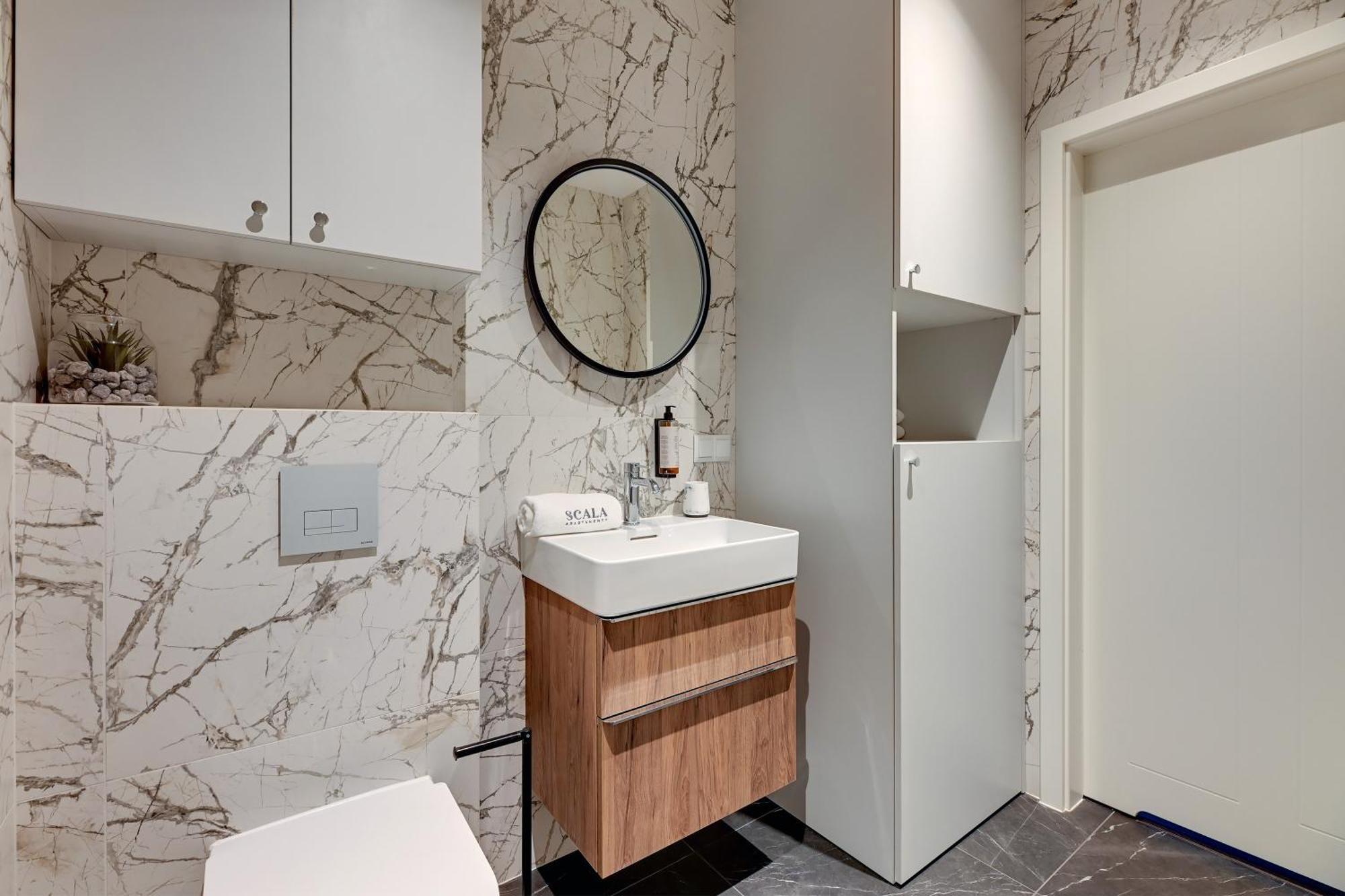 Scala City Center Apartments With Parking By Lion Apartments Gdańsk Kültér fotó