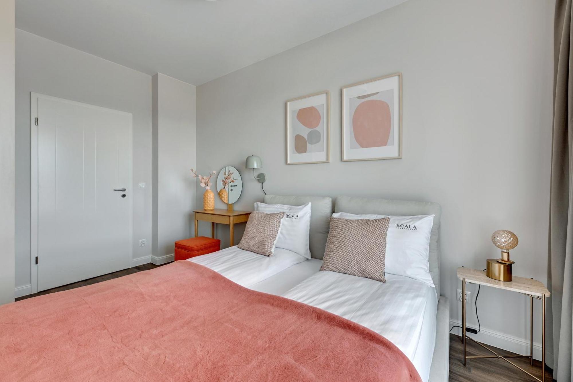 Scala City Center Apartments With Parking By Lion Apartments Gdańsk Kültér fotó