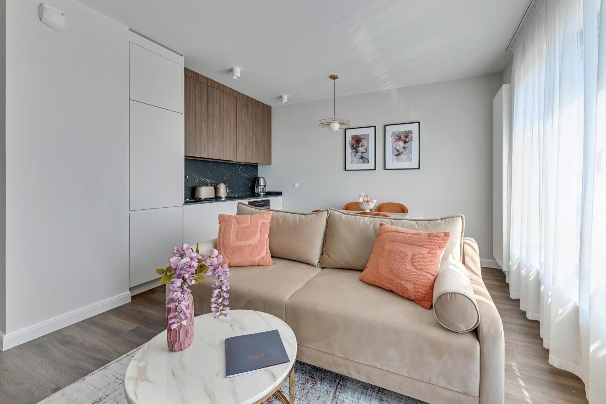 Scala City Center Apartments With Parking By Lion Apartments Gdańsk Kültér fotó